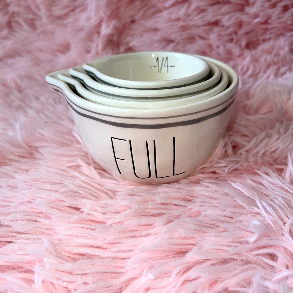 Mud Pie Measuring Cups HARD TO FIND/RARE